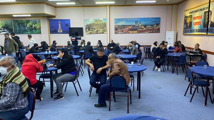 İzmir'deki o binaya yine kumar baskını; 50 kişiye ceza yazıldı