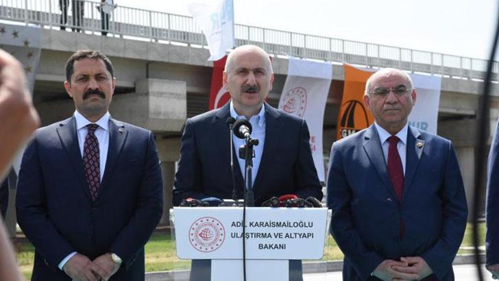 Bakan Karaismailoğlu: Bölünmüş kara yolu uzunluğunu 4,5 kat artırdık