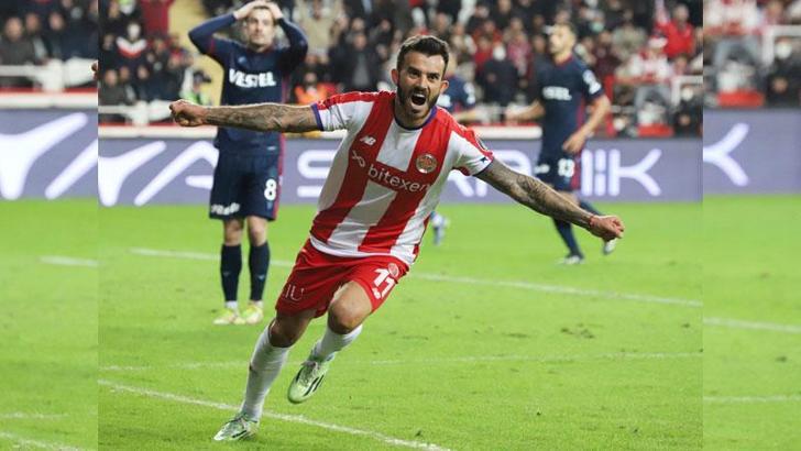 Antalyasporlu Güray Vural: Nuri Şahin kendisini geliştirmeye adayan birisi