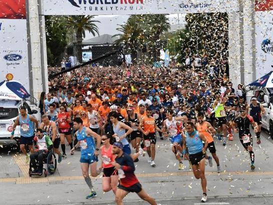 İzmir'de pazar günü otobüslere 'koşu' düzenlemesi