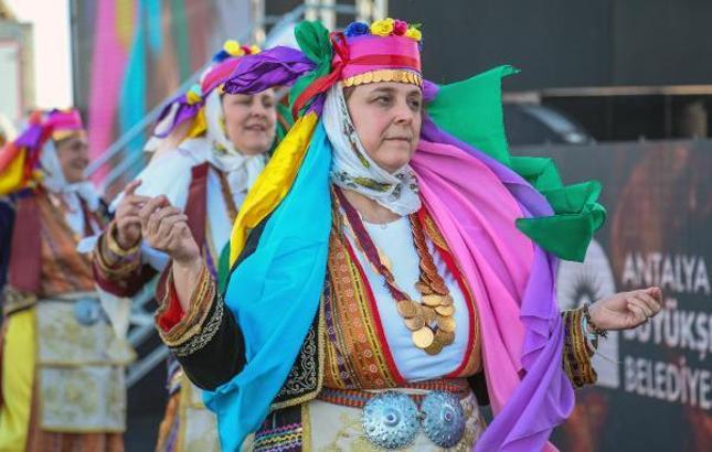 Yörük Türkmen Festivali'nde renkli gösteriler/ Ek fotoğraf