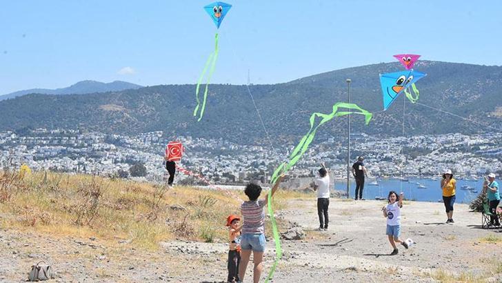 Bodrum'da 16'ncı Uçurtma Festivali