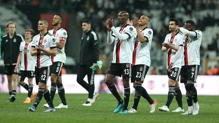 Beşiktaş'ın Avrupa kupalarına gitmesi mucizeye kaldı
