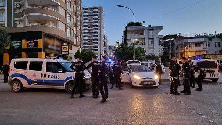 Polisten kaçış kazayla bitti; Sürücü yaralandı, 2 arkadaşı gözaltında