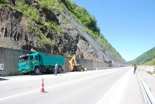 Bartın-Karabük yolunda onarım