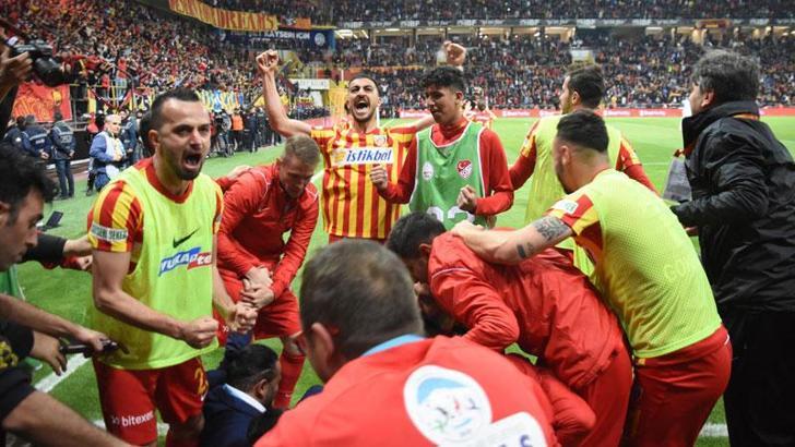 Türkiye Kupasında ilk finalist Kayserispor