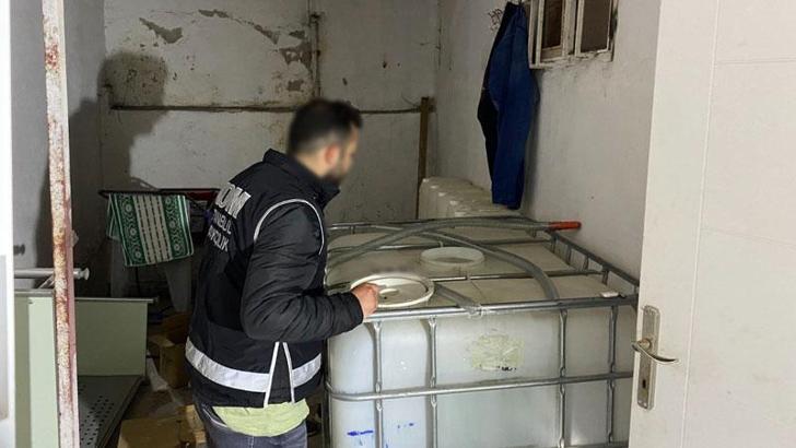 İstanbul'da düzenlenen operasyonda 6 milyon lira değerinde sahte alkol ele geçirildi