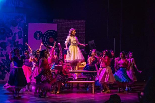 Grease Müzikali Harbiye Muhsin Ertuğrul’da sahnelenecek