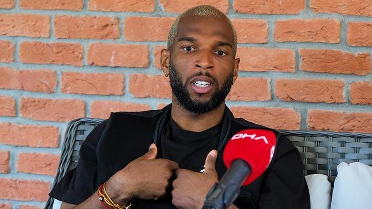 Ryan Babel: Taraftarımızın kendi oyuncumuzu ıslıklaması kabul edilemez