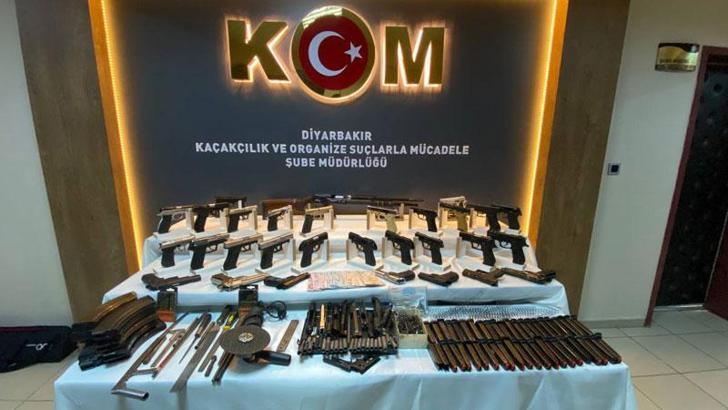 Diyarbakır'da kaçak silah imalathanesine baskın: 2 gözaltı