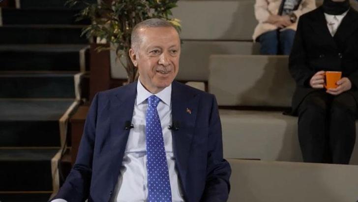 Cumhurbaşkanı Erdoğan, gençlerle bir araya geldi