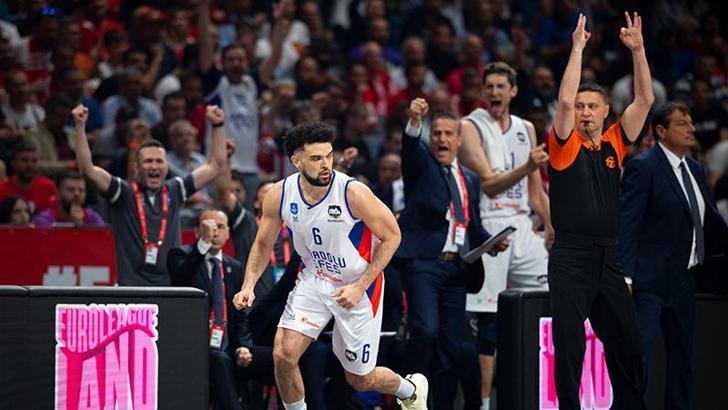 Anadolu Efes kupa aşkına