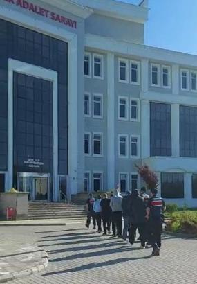 Bursa merkezli 'Rüşvet, evrakta sahtecilik ve hırsızlık' operasyonuna 3 tutuklama