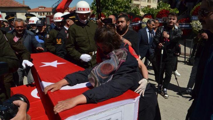 Şehit uzman çavuş, Aksaray'da son yolculuğuna uğurlandı