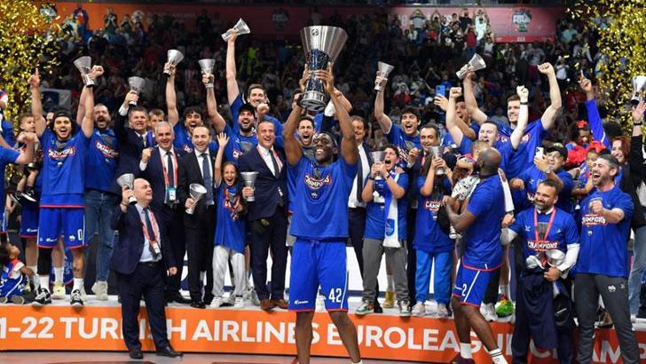 Anadolu Efes, üst üste 2'nci kez Euroleague şampiyonu