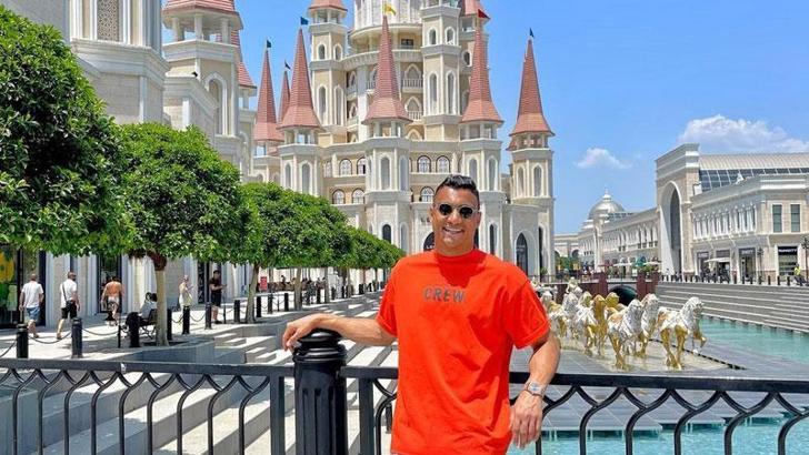 Mostafa Mohamed, ailesiyle tatil için Belek’i tercih etti