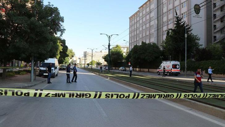 Gaziantep'te canlı bomba paniği yaşatan şüphelinin bağlantıları araştırılıyor