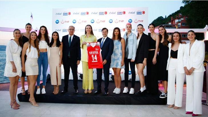 Orkid A Milli Kadın Voleybol Takımı’nın yeni sezonda da cesaret sponsoru oldu