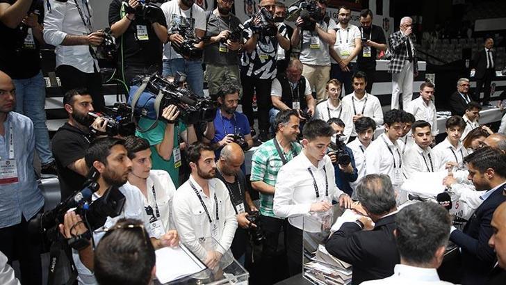 Beşiktaş Kulübü'nün Olağan Seçimli Genel Kurulu'nda oy verme işlemi sona erdi