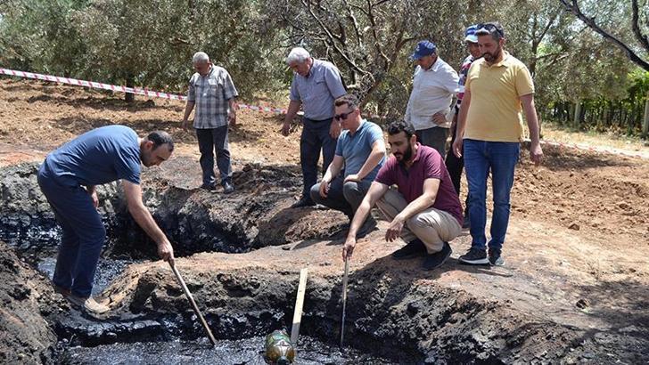 TPAO, su kuyusundan akan siyah ve yanıcı sıvı maddeden numune aldı