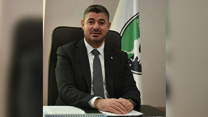 Denizlispor'da Başkan Uz devam ediyor