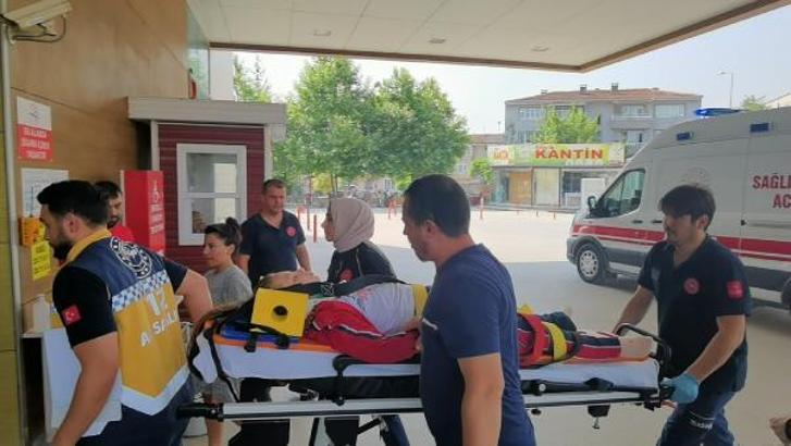 Okulun 2'nci kat penceresinden düşen Beril ağır yaralandı