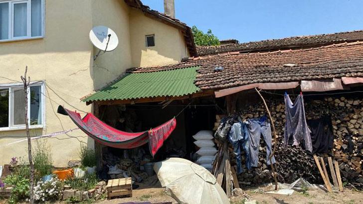 Anteni düzeltirken çatıdan düşerek öldü