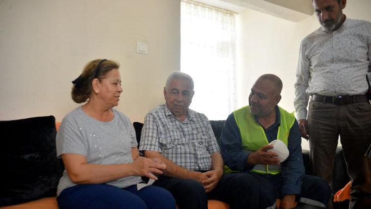 İp yumağına gizlediği 11 Cumhuriyet altınını torunları yanlışlıkla sokağa attı, işçi buldu