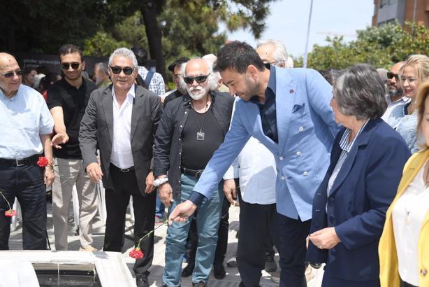 Nazım Hikmet ölümünün 59’uncu yıl dönümünde Beşiktaş’ta anıldı