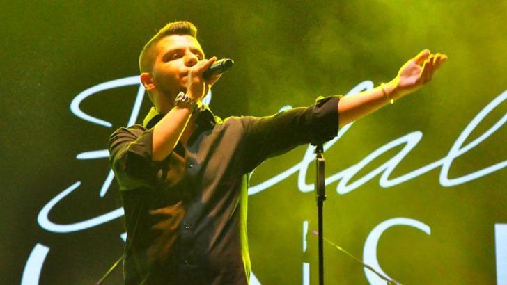 Manisa'da Bilal Sonses ve Ekin Uzunlar rüzgarı