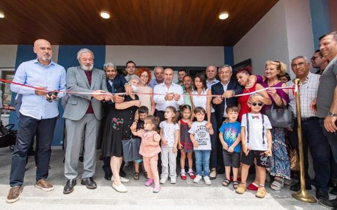 İzmir'in 14'üncü Masal Evi Bornova İnönü Mahallesi'nde açıldı