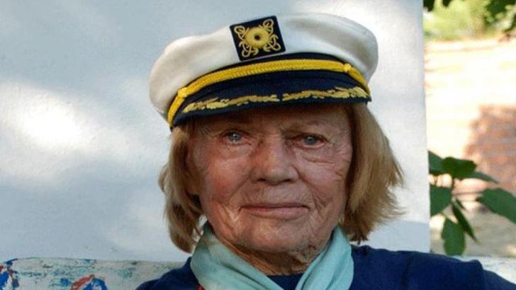 Environmental monument built in memory of ‘Captain June, Mother of Carettas’