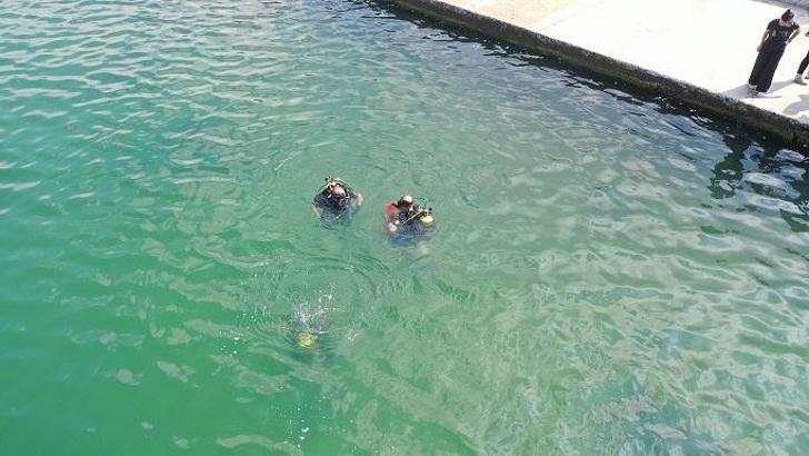 Marmara Denizi’nden toplanan atıklar farkındalık için sergilendi