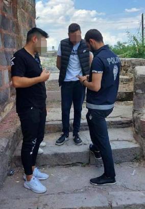 Polis ekiplerinden asayiş uygulaması