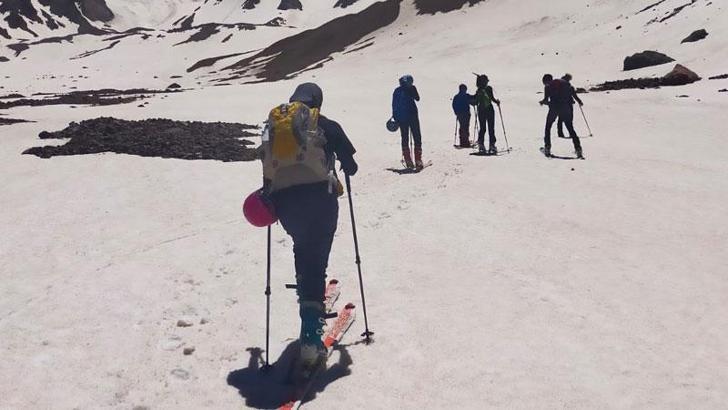 Erciyes'te haziranda kayak