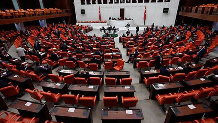 'Dezenformasyon düzenlemesi' Meclis'te görüşülmeye başlandı