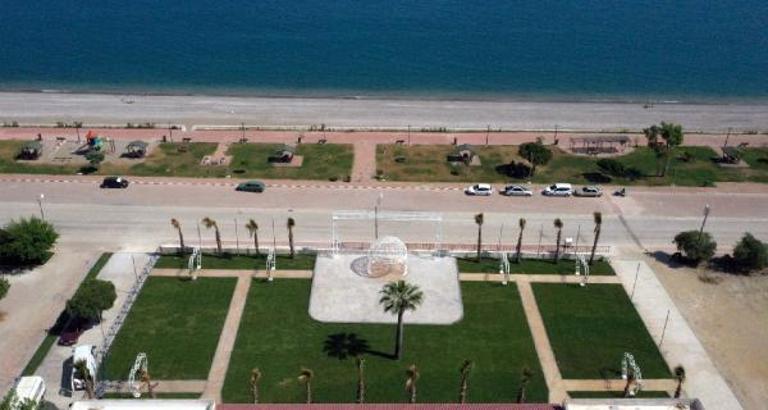 Demre'ye yazlık nostaljik düğün salonu