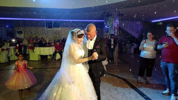 Esra'nın gelinlik hayali doğum gününde gerçekleşti