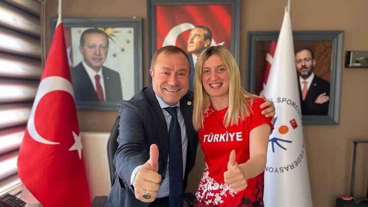 Open Paris 2022 Grand Prix'te Fatma Damla Altın'dan, altın madalya