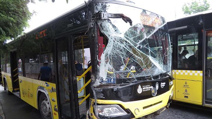 Üsküdar'da otobüs kazası