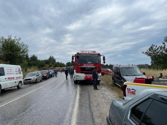 Düğün yolunda kaza: 8 ölü, 10 yaralı