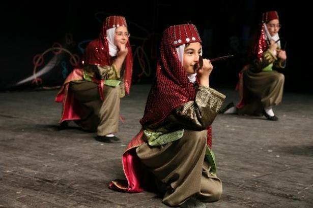 Gaziosmanpaşa Sanat Akademisi öğrencileri, başarılarını yılsonu gösterileriyle taçlandırdı