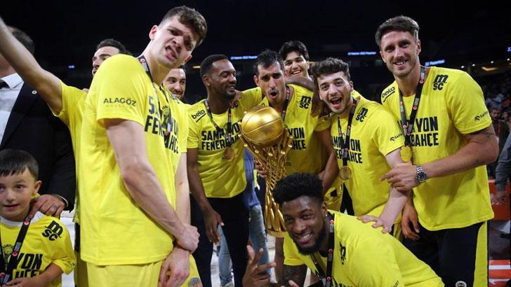 Fenerbahçe Beko'da şampiyonluk coşkusu