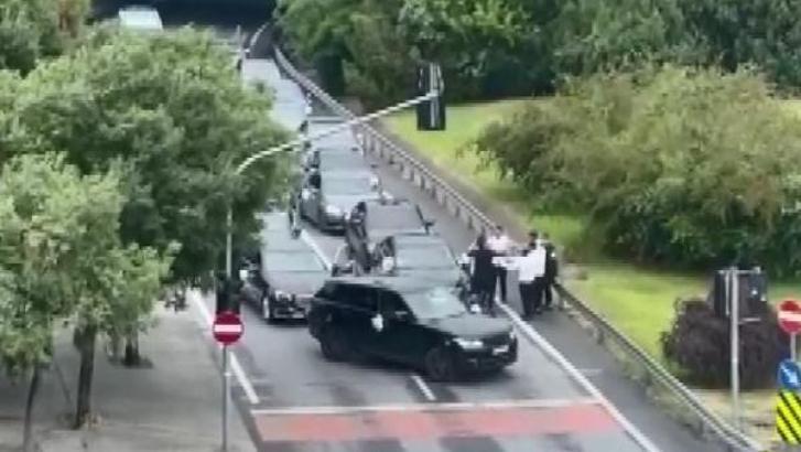 Çakarlı düğün konvoyunda trafiği durdurup halay çekenlere ceza yağdı