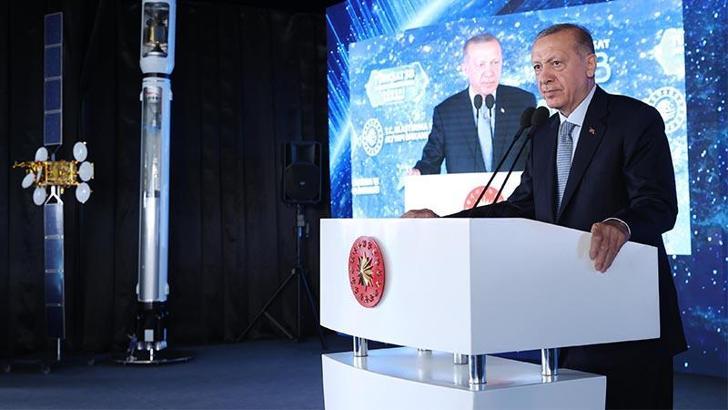Erdoğan: Yerli ve milli gözetleme uydumuz İMECE'yi Ocak 2023'te uzaya fırlatıyoruz