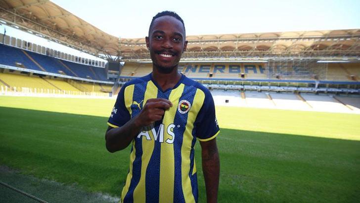 Fenerbahçe, Lincoln Henrique'yi resmen açıkladı