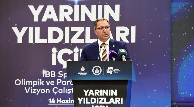 "Yarının yıldızları için" çalıştayı ve paneli düzenlendi