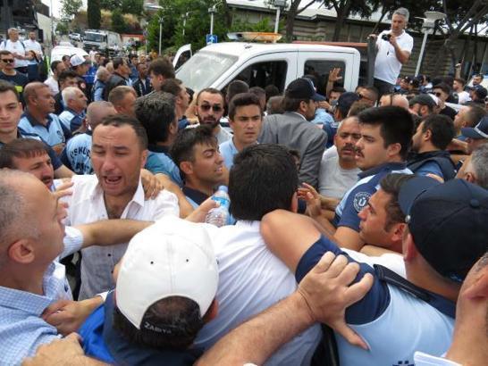 Üsküdar'daki otopark zabıtaları gerdi
