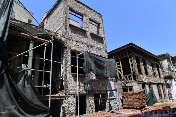 Balıkesir'de tarihi binaların restorasyonu tamamlanıyor