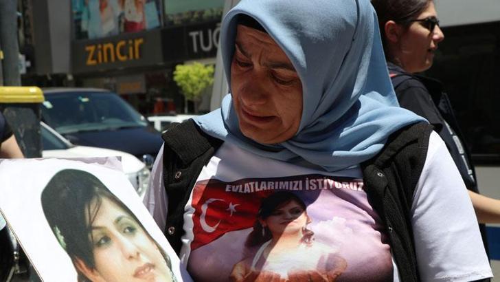 Van'da evlat nöbeti tutan baba: Gel, teslim ol